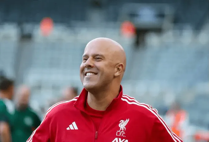 斯洛特:感谢国家队教练保护我的球员;上赛季学到森林很强